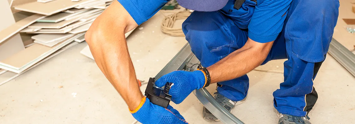 Fix Vinyl Garage Door Loud Noise in Hialeah, FL
