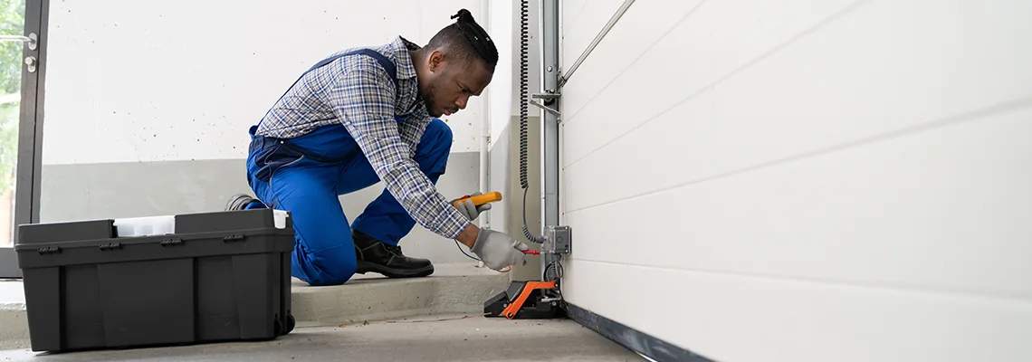 Repair Garage Door Not Closing But Light Flashing in Hialeah