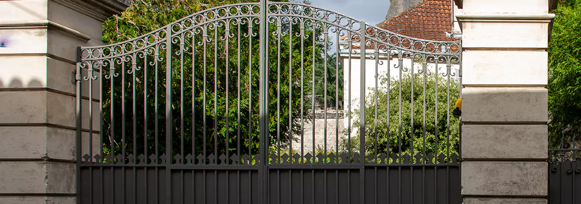 Wooden Swing Gate Repair in Hialeah