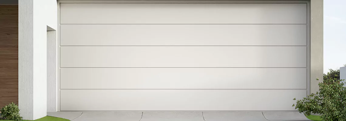 Sliding Garage Door Repair Help in Hialeah